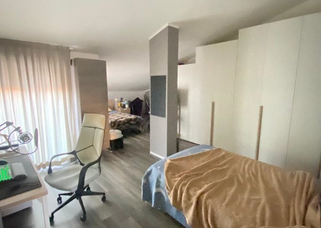 Appartamenti in vendita  via TONIOLO 2, Carrara, località Avenza