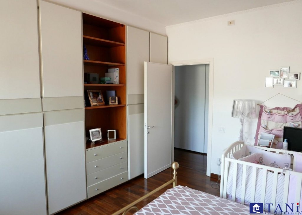 Vendita Appartamenti Carrara - APPARTAMENTO IN OTTIME CONDIZIONI A  POCA DISTANZA DA CARRARA CITTA' RIF 4015 Località MONTIA