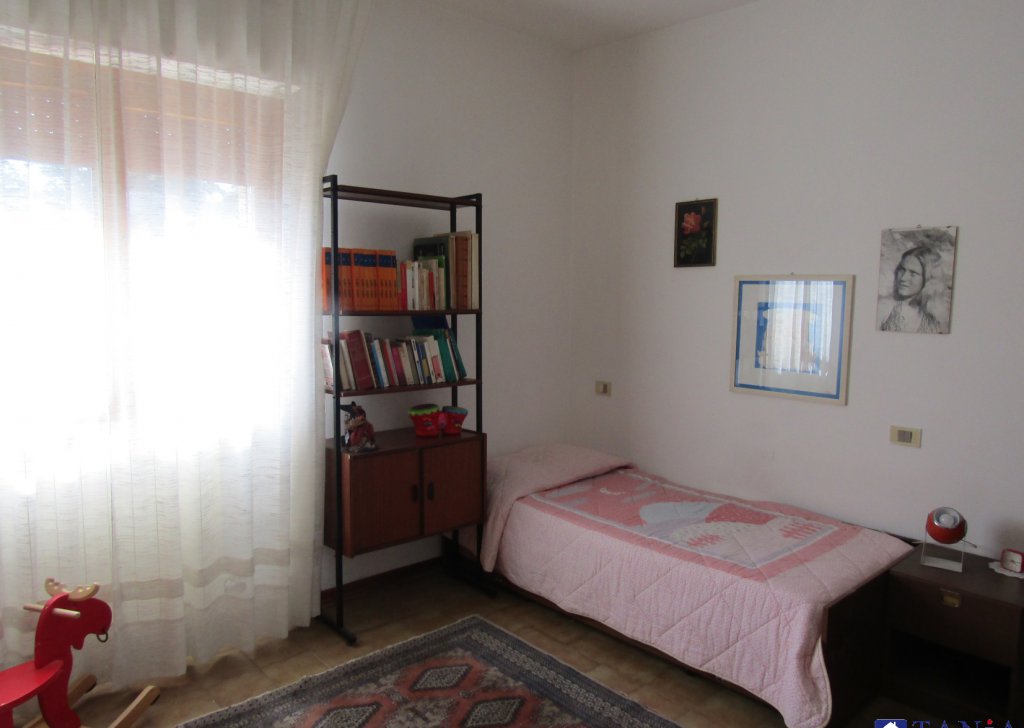 Appartamenti in vendita , Carrara, località Avenza