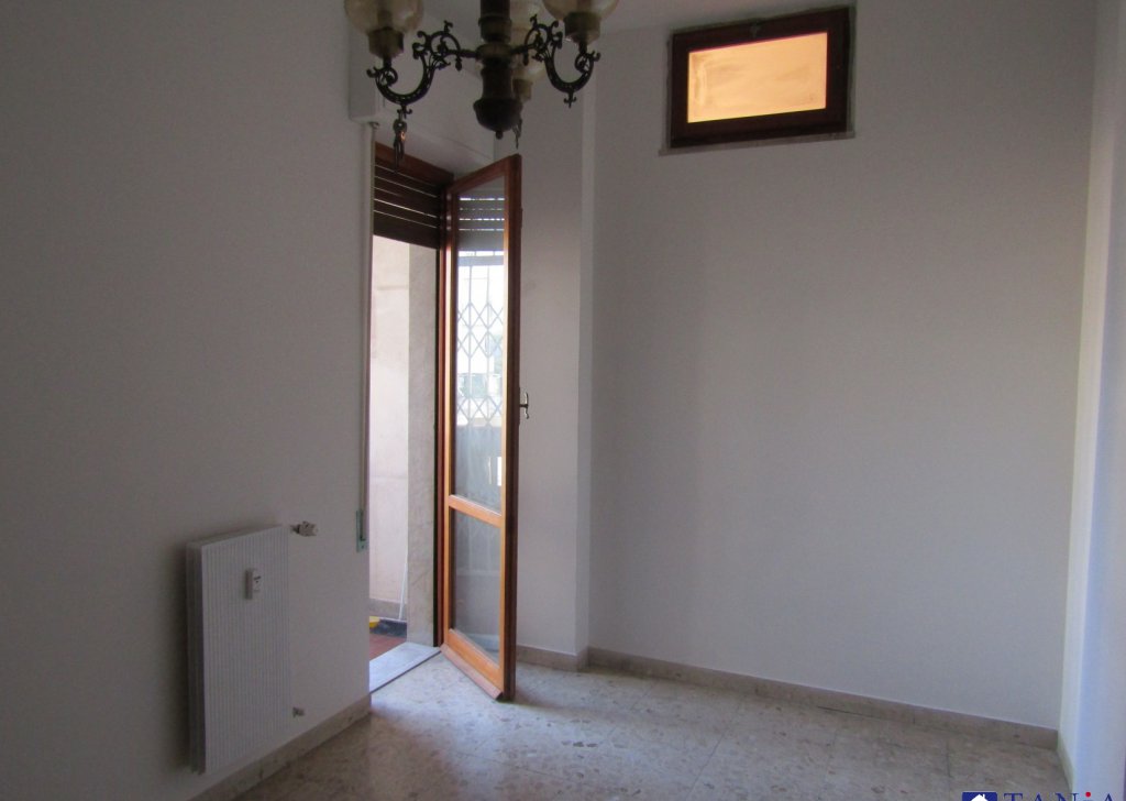 Vendita Appartamenti Carrara - APPARTAMENTO CENTRALISSIMO AVENZA RIF 4198 Località Avenza