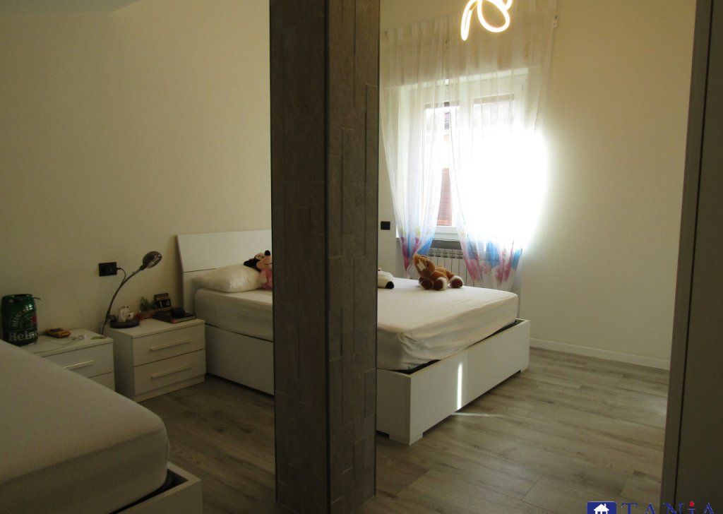 Appartamenti quadrilocale in vendita  via MAGGIANI 45, Carrara, località Marina di Carrara