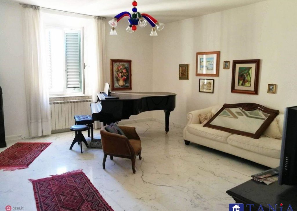 Vendita Appartamenti Carrara - APPARTAMENTO BIPIANO MARINA DI CARRARA RIF AA4185 Località Marina di Carrara