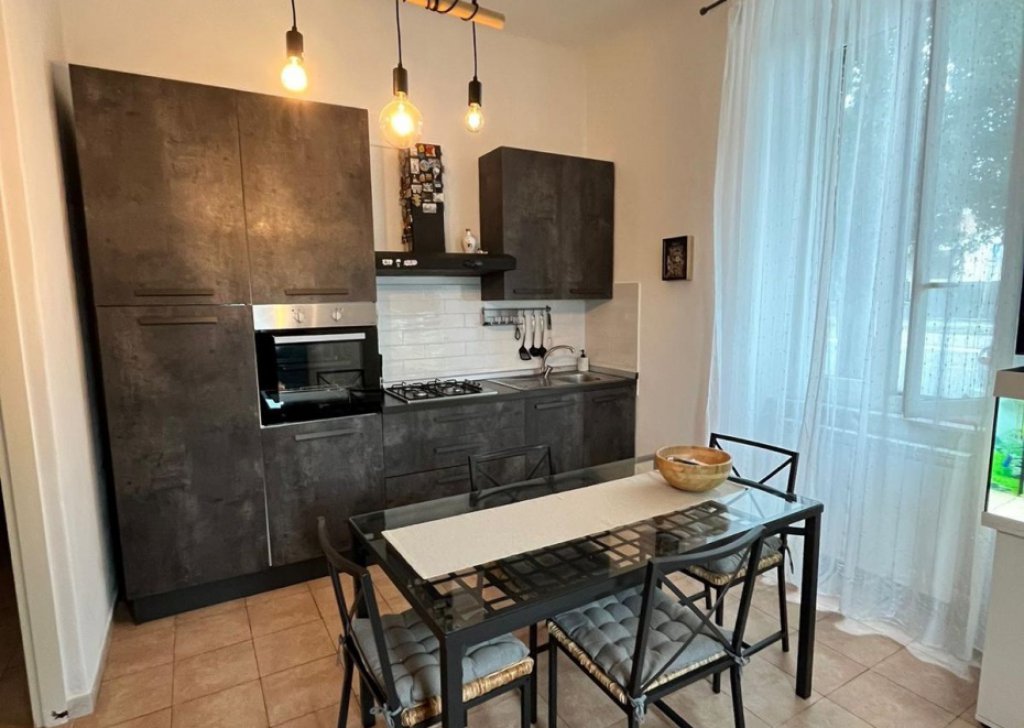 Semi-indipendenti in vendita  50 m² ottime condizioni, Carrara, località Sant'Antonio