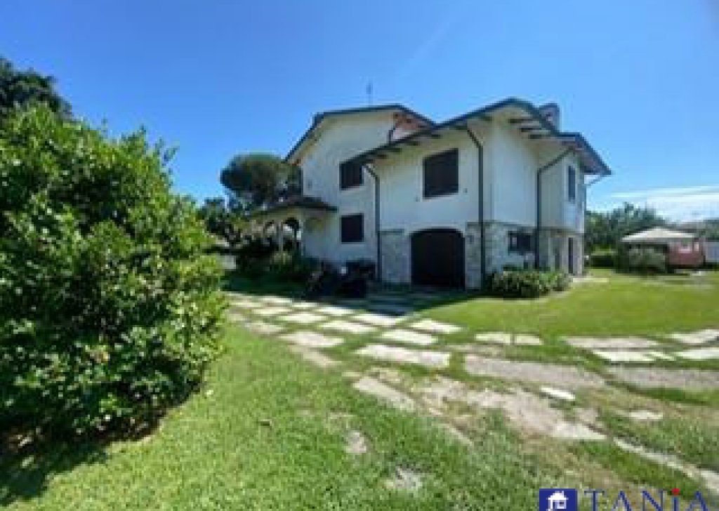 Villa in vendita  via MARASIO 23, Carrara, località Marasio