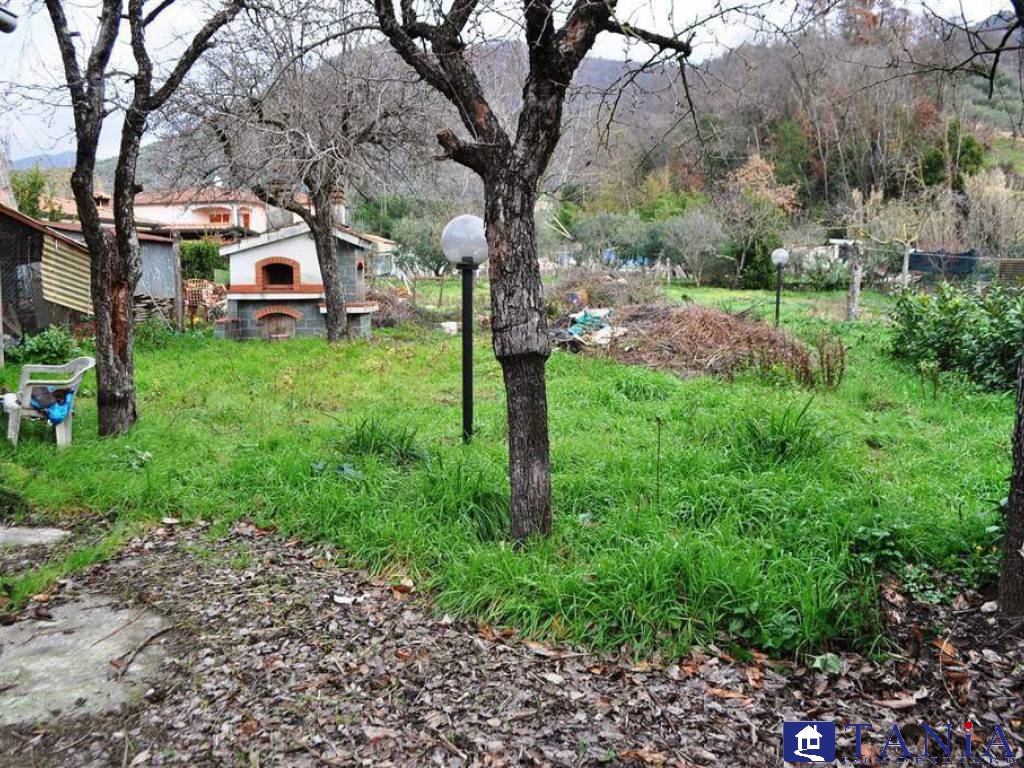  ortonovo vendita quart: isola agenzia-immobiliare-tania