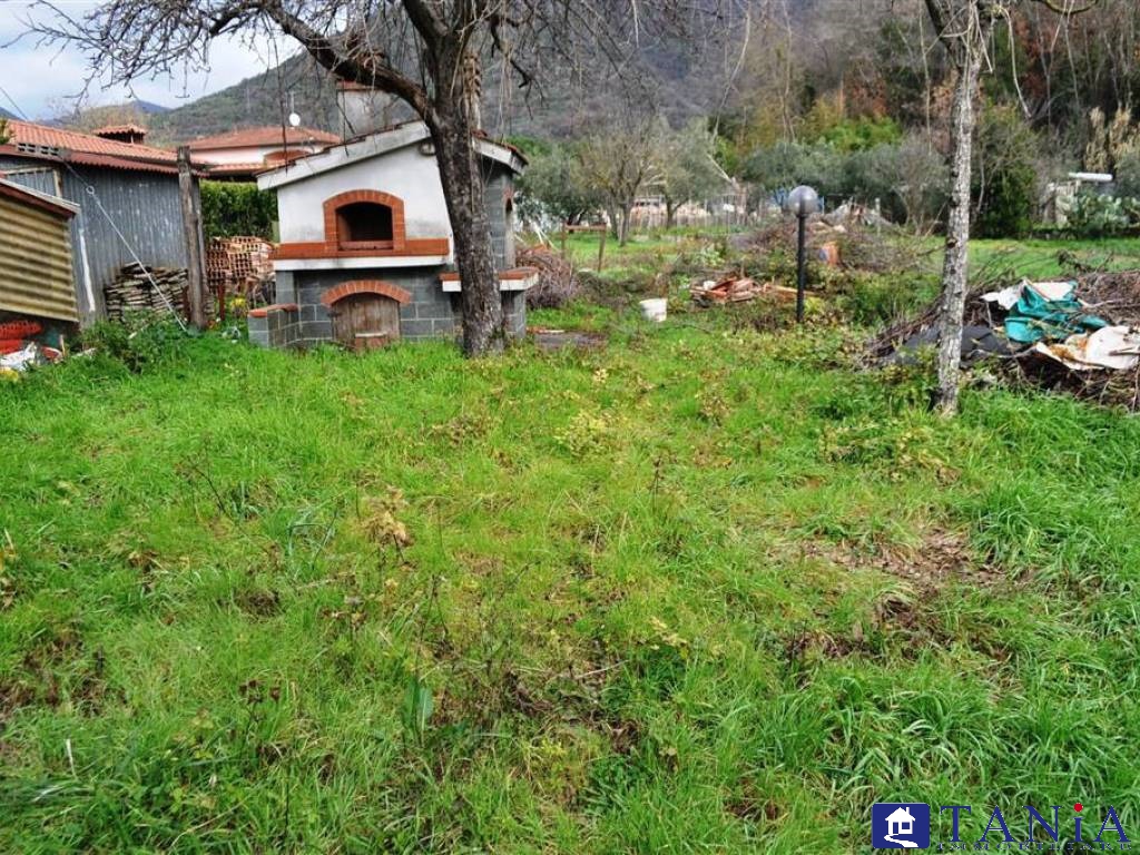 Villa Bifamiliare ORTONOVO vendita  Isola  Agenzia Immobiliare Tania